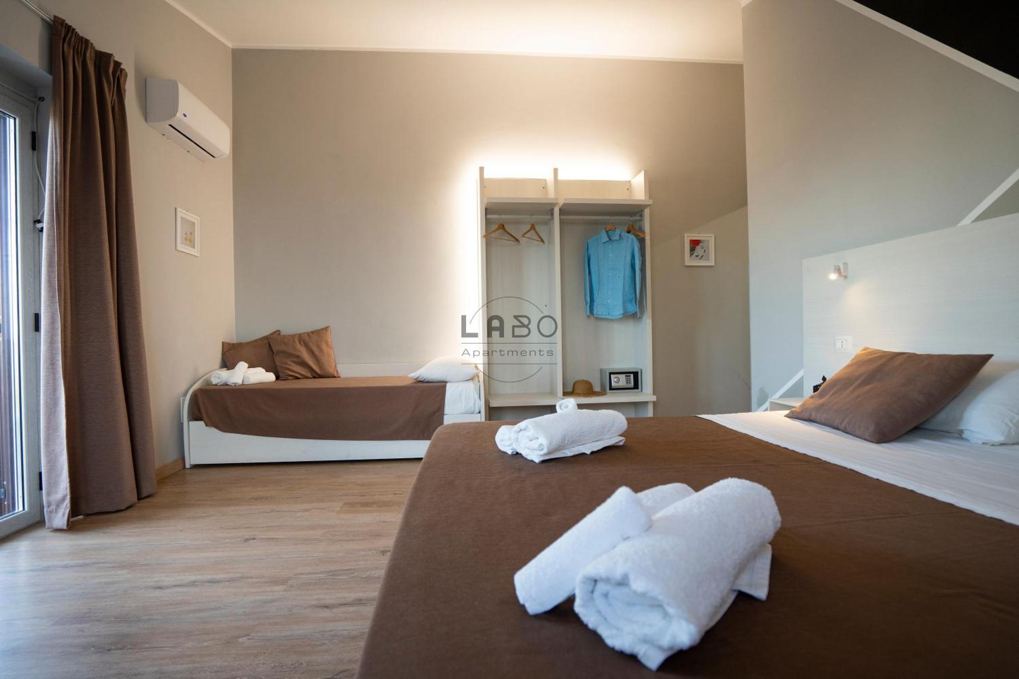 Agape Rooms In Тропея Экстерьер фото