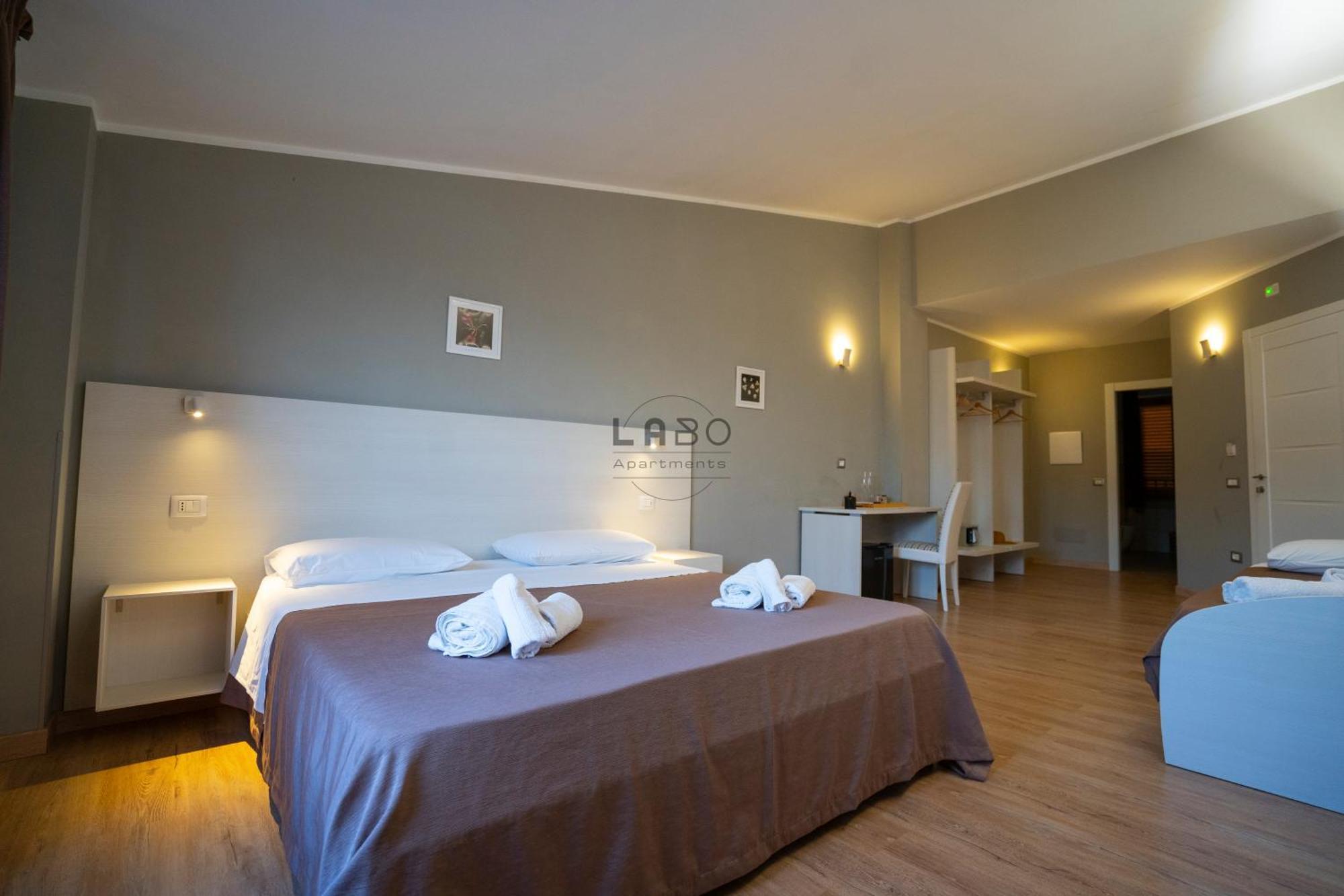 Agape Rooms In Тропея Экстерьер фото