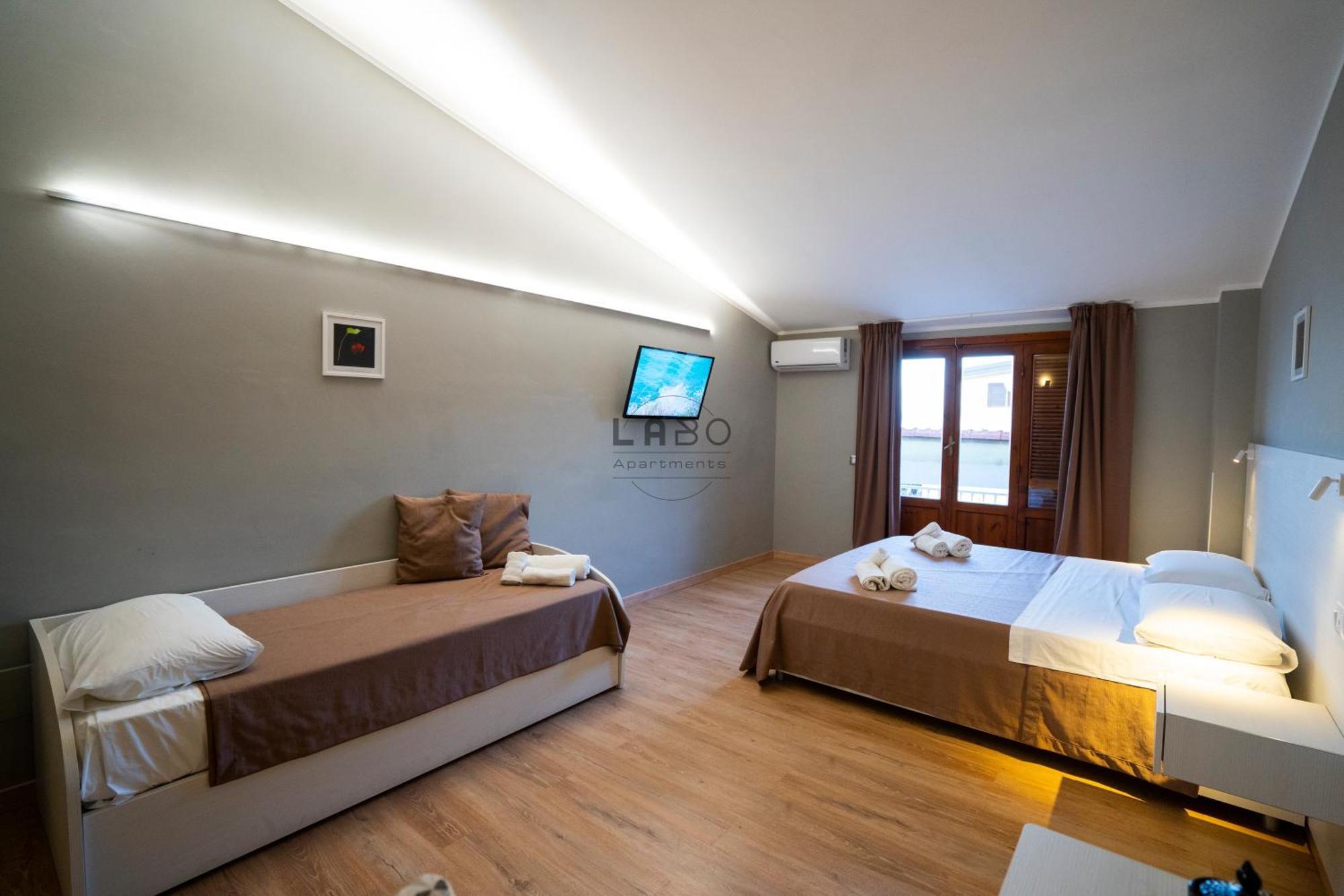 Agape Rooms In Тропея Экстерьер фото