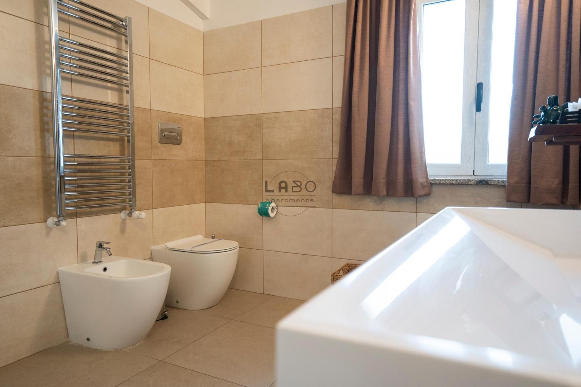 Agape Rooms In Тропея Экстерьер фото