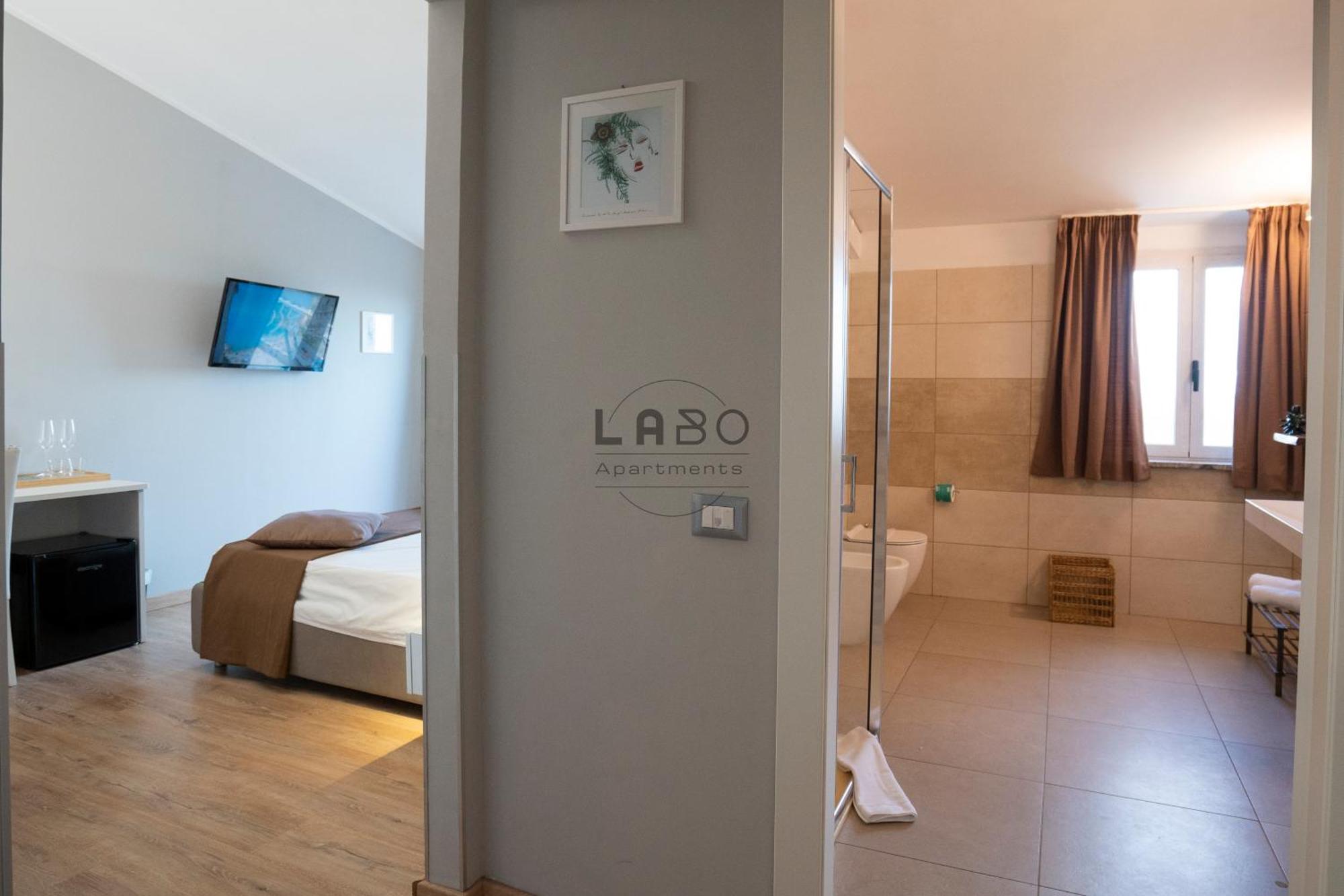Agape Rooms In Тропея Экстерьер фото